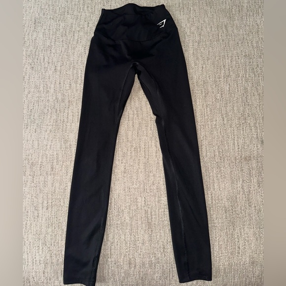 BUTTERY SOFT GYMSHARK LEGGINGS - Picture 4 of 8